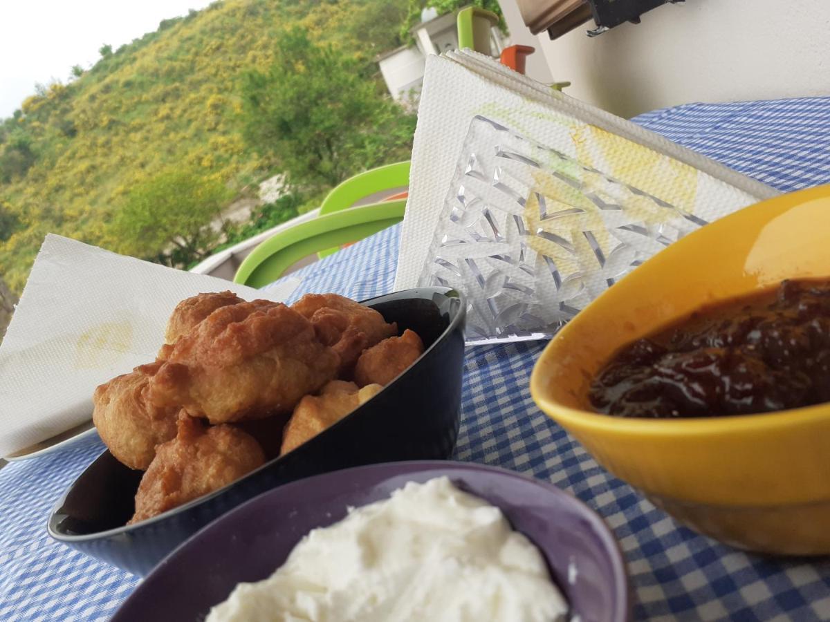 Kanushi House Gjirokastër Eksteriør bilde