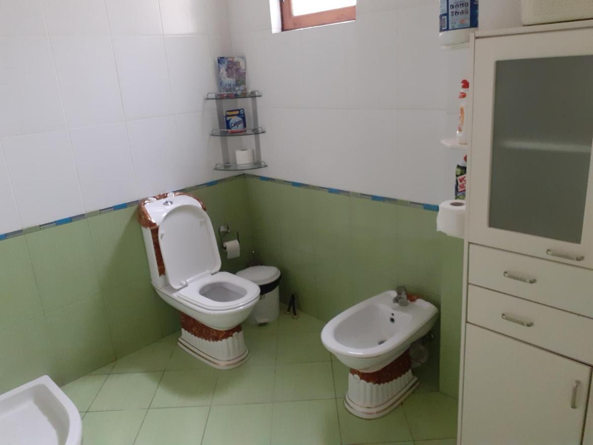 Kanushi House Gjirokastër Eksteriør bilde