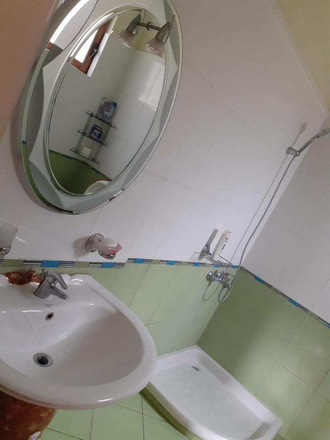 Kanushi House Gjirokastër Eksteriør bilde
